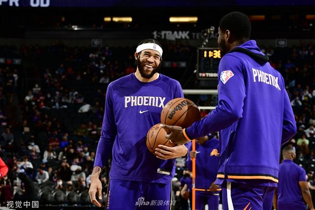 包括对球员 包括对球员